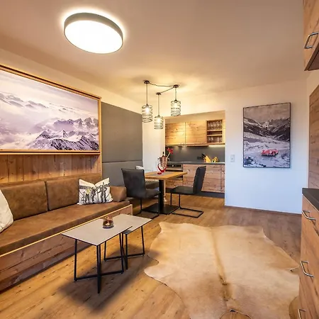 73 - Rosenquarz * Wald im Pinzgau